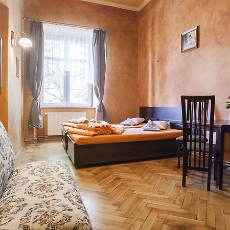 Momotown Privates Panzió Krakkó Kültér fotó