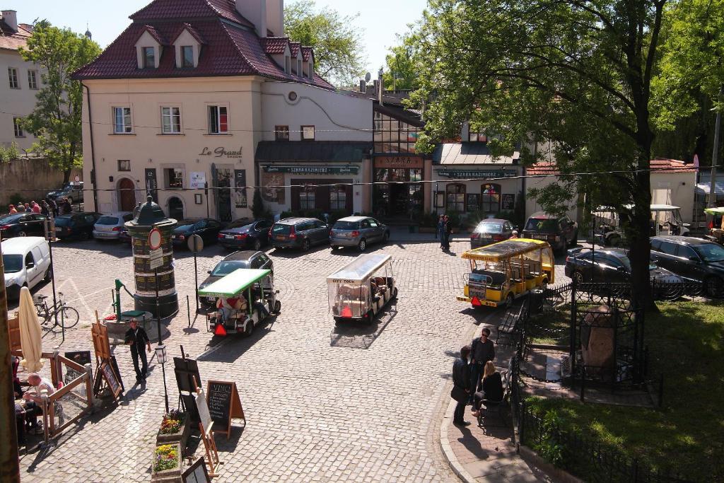 Momotown Privates Panzió Krakkó Kültér fotó